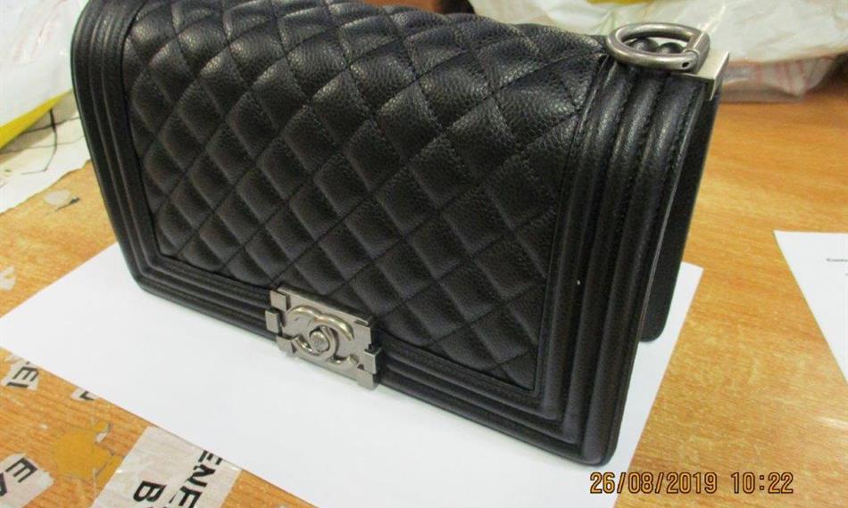 2020-1-16-1145Padělek_chanel kabelka.jpg